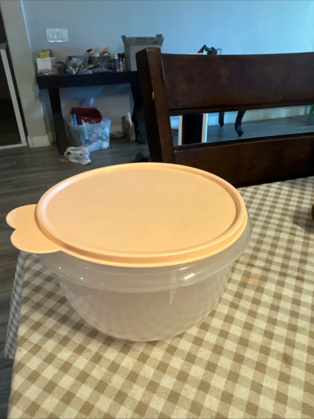 Peach-Lid Plastic Food Storage Bowl - Airtight Container